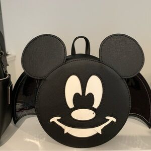 Bat Mickey Mouse convertible Loungefly bag